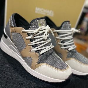 MICHAEL KORS LIV TRAINER SNEAKER SZ.6.5
